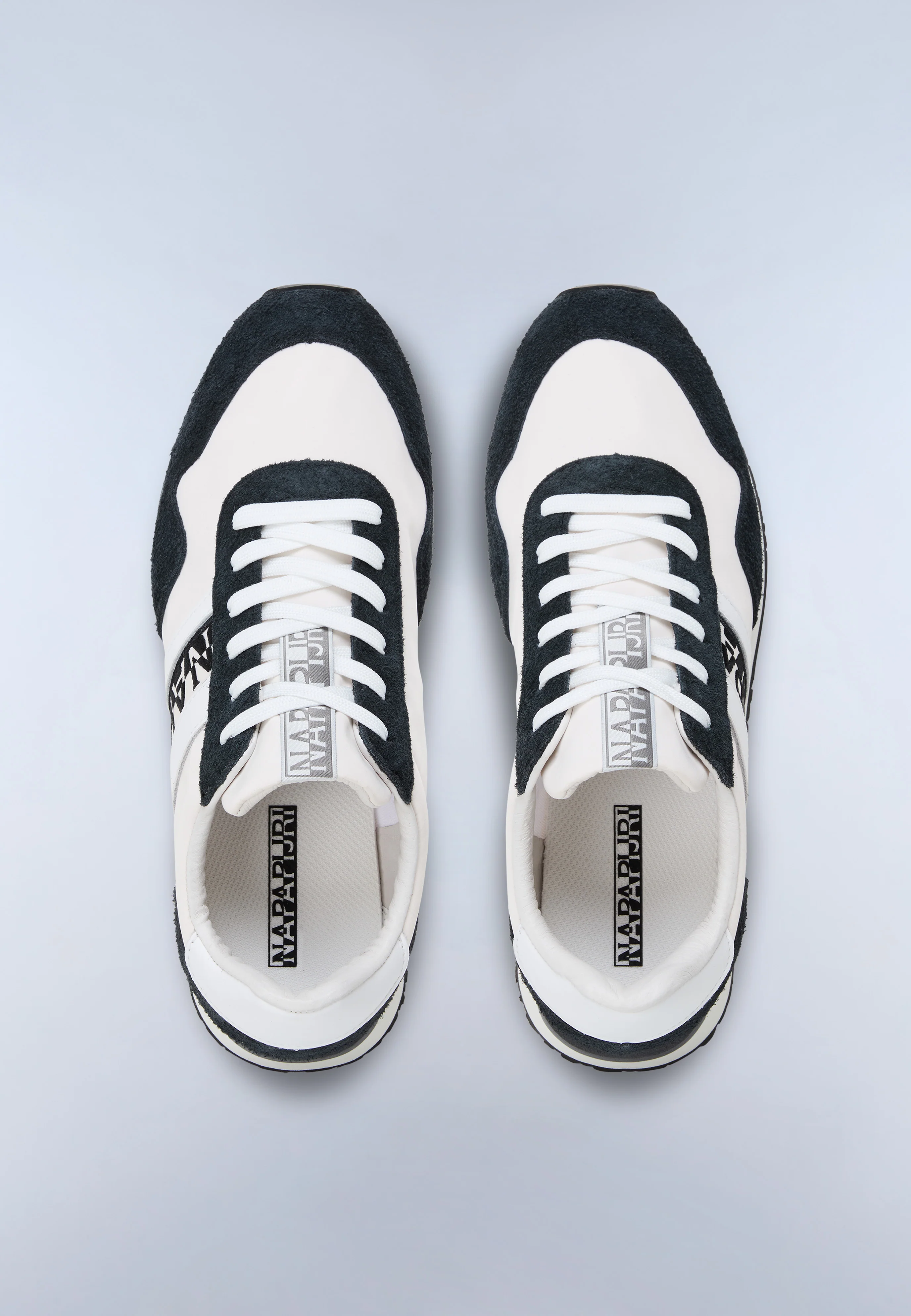 Trainers Shard - Image 4